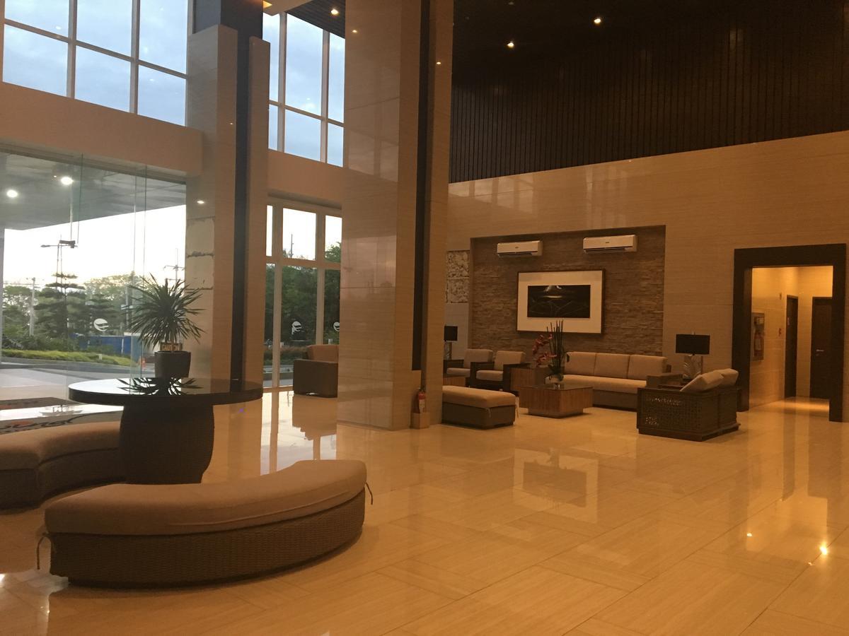 Breezy Wind 19Twentysix Apartment Tagaytay City Екстериор снимка